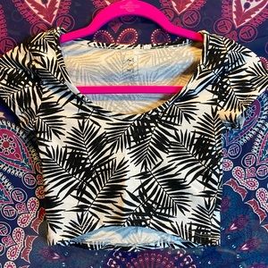 Adorable Patterned Black & White Crop Top!